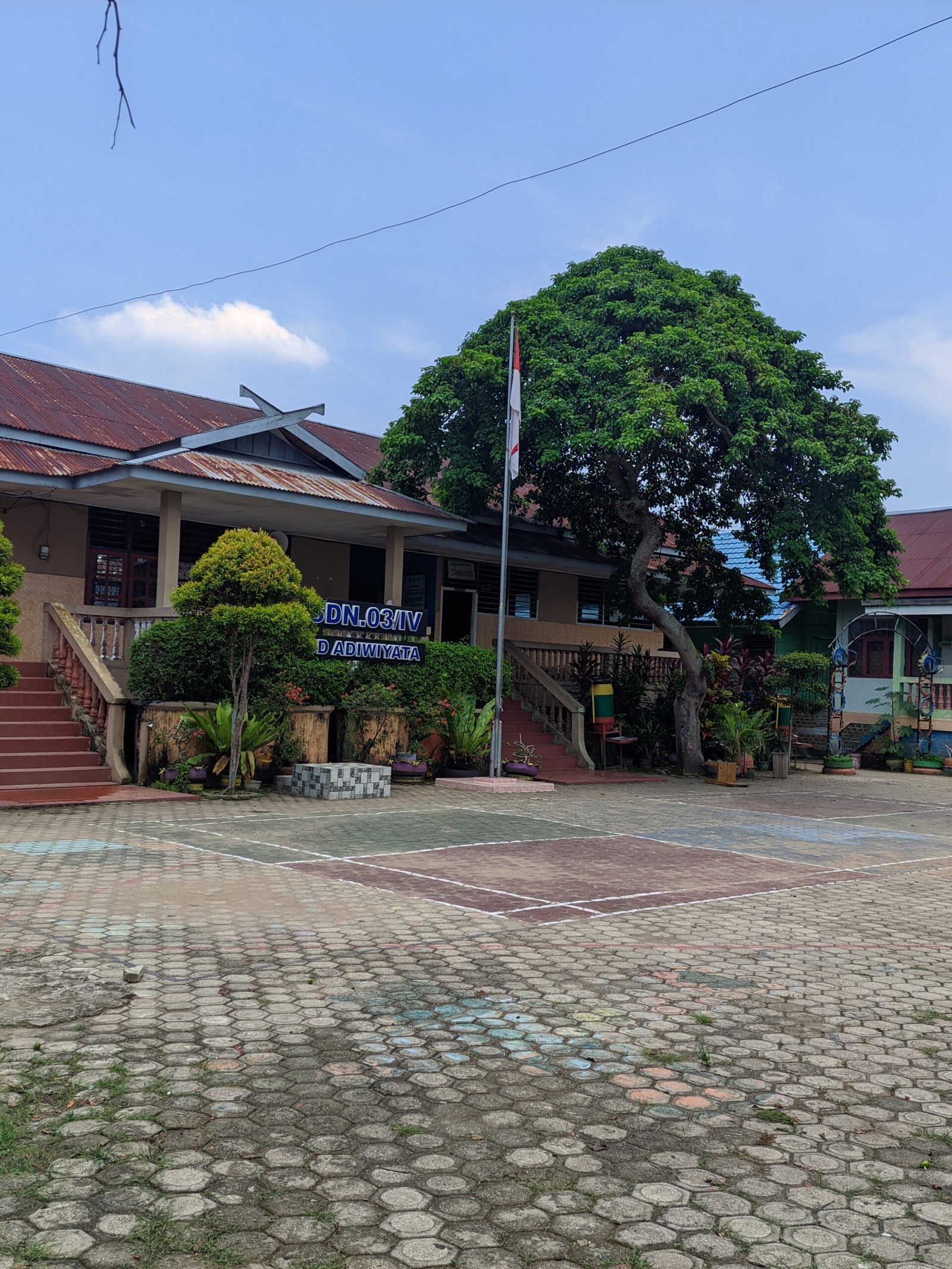 Lapangan Sekolah